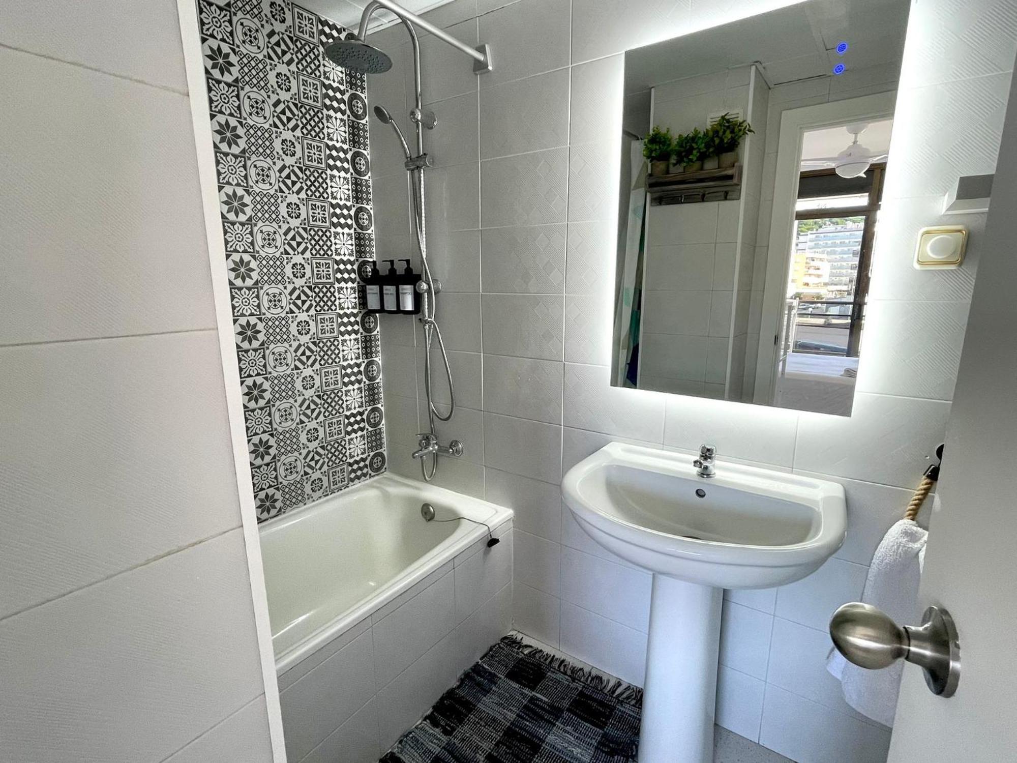 Apartemento Piscina Centro Calella 3 Min Playa Εξωτερικό φωτογραφία